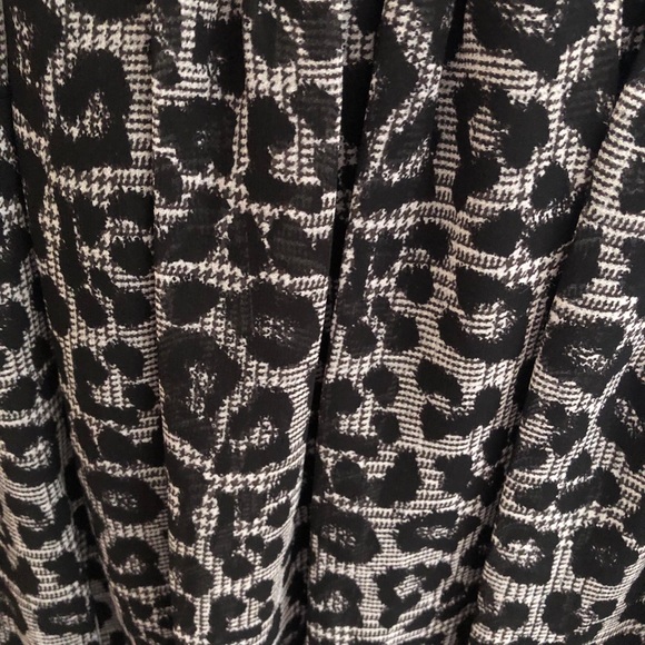 Michael Kors Leopard Flowing Skirt - Picture 3 of 4